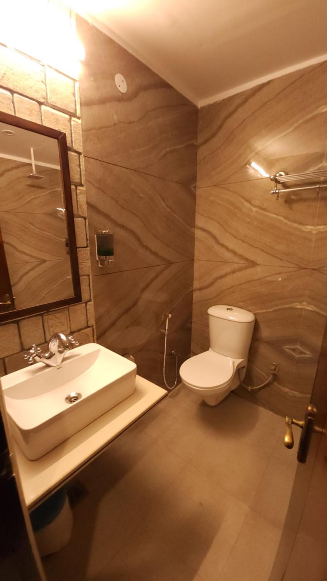 Hotel Vrs Inns Чандігарх Екстер'єр фото